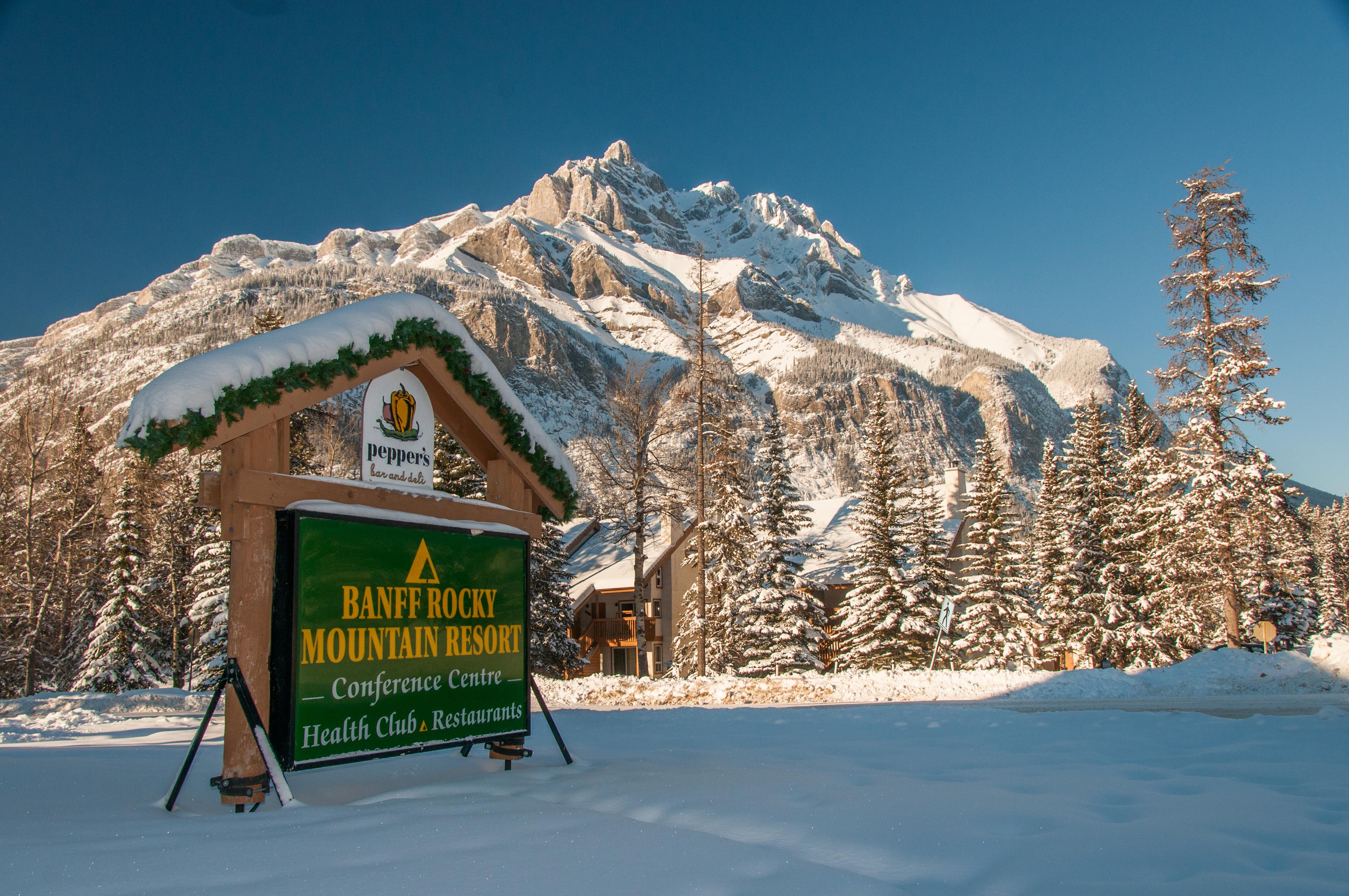 Banff Rocky Mountain Resort Exterior photo